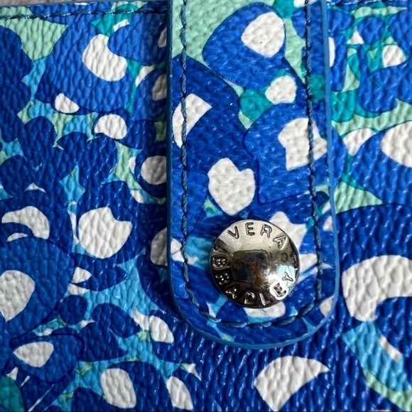 Vera Bradley Vinyl Wallet - Picture 7 of 7